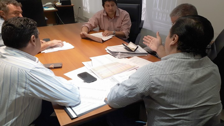 Gestionan la construcción de nuevas viviendas en Hernández