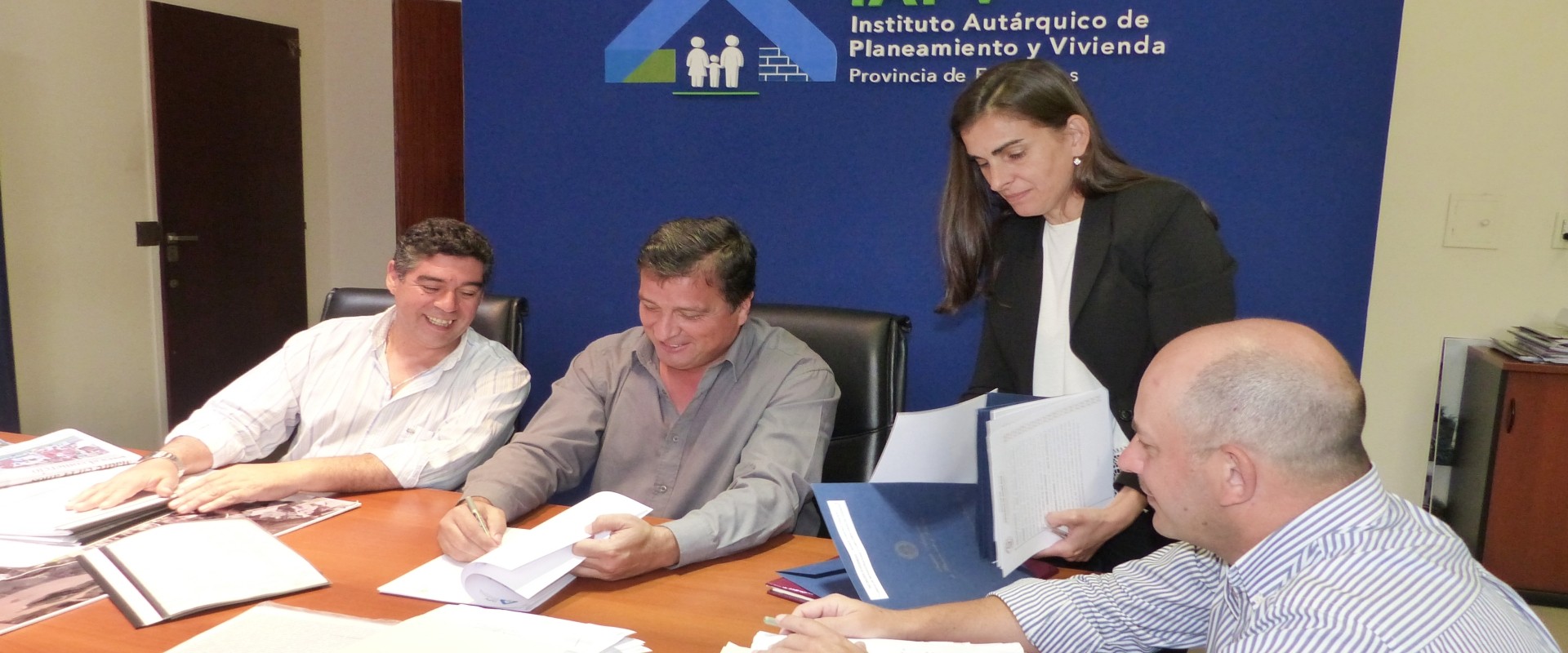 Comenzarán a construir nuevas viviendas en Hasenkamp con recursos provinciales