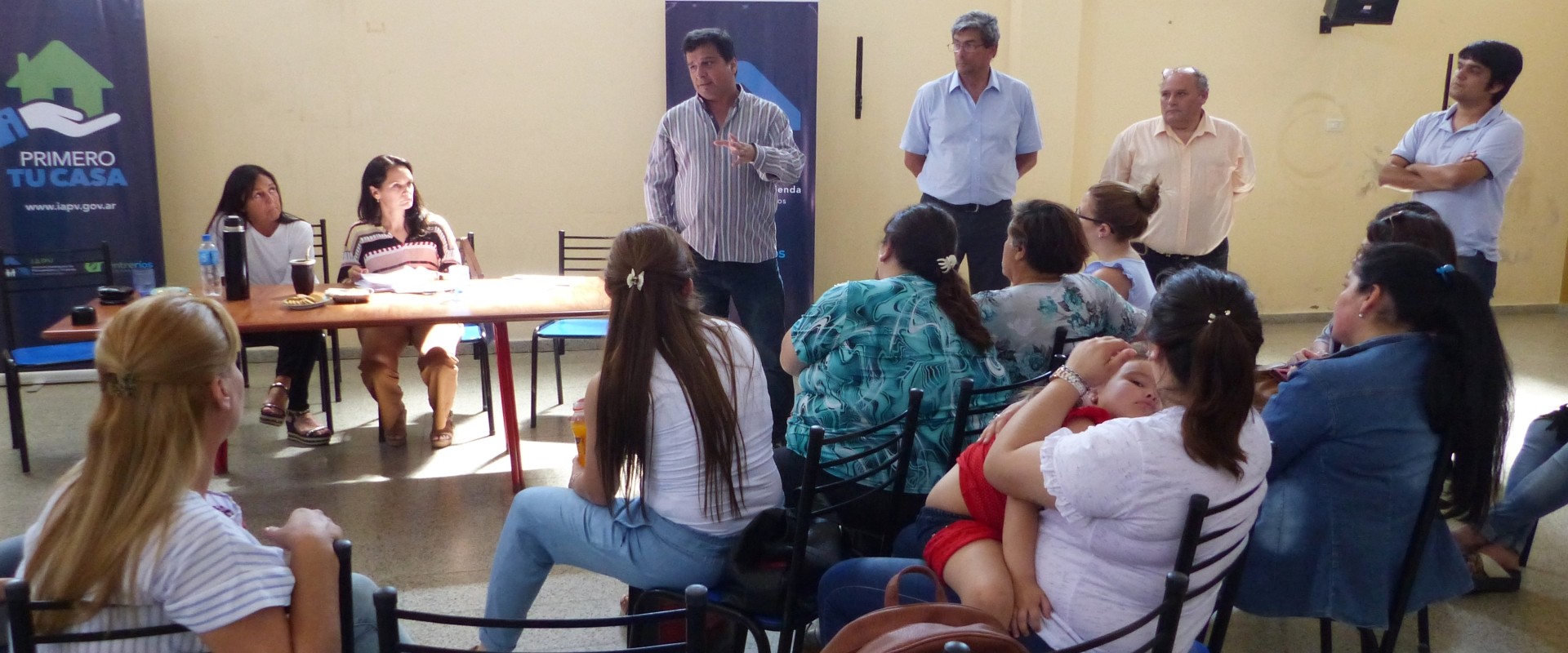 La provincia sorteó viviendas para docentes en Viale