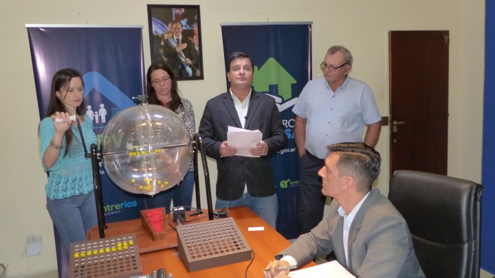 Resultados del sorteo de 10 viviendas en Aranguren