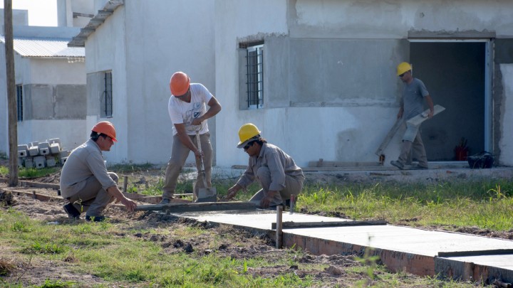 Continúa la ejecución  de viviendas con fondos provinciales