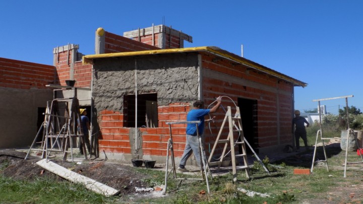 Con recursos provinciales se ejecutará 10 viviendas en Estancia Grande