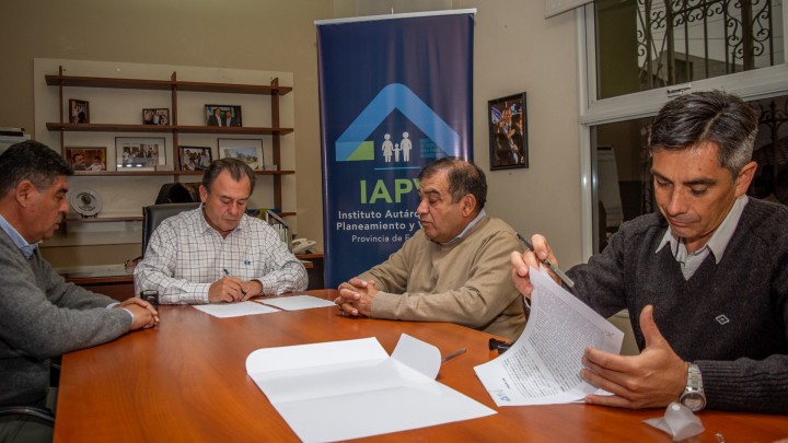 El IAPV y el Colegio de Profesionales de la Agrimensura rubricaron convenio de colaboración y asistencia