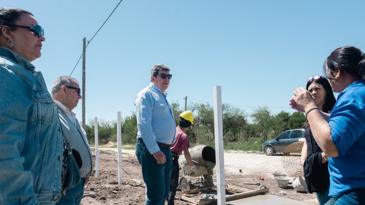 Presentan gran avance las viviendas que se reactivaron en Santa Elena