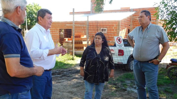 Recorrieron viviendas reactivadas en Federal