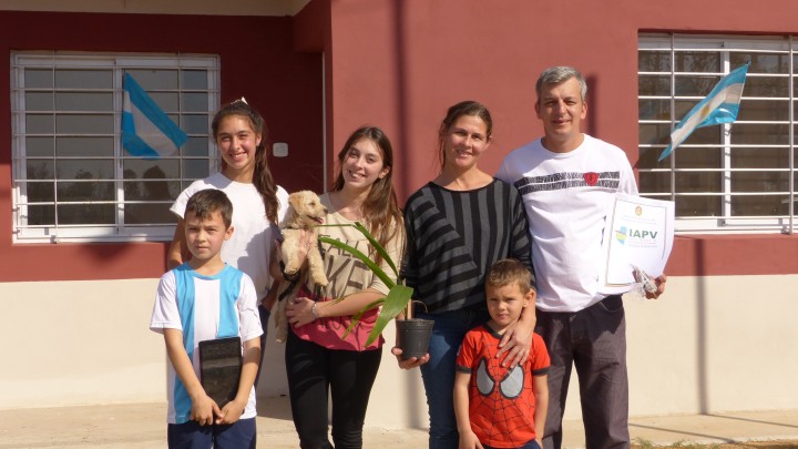 Se inauguraron viviendas en Concepción del Uruguay, Nueva Escocia y Concordia